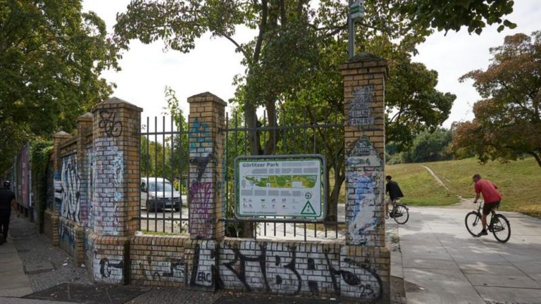 Zaun am Görlitzer Park: Gericht weist Beschwerde von Bezirk gegen Zaun um Görli ab