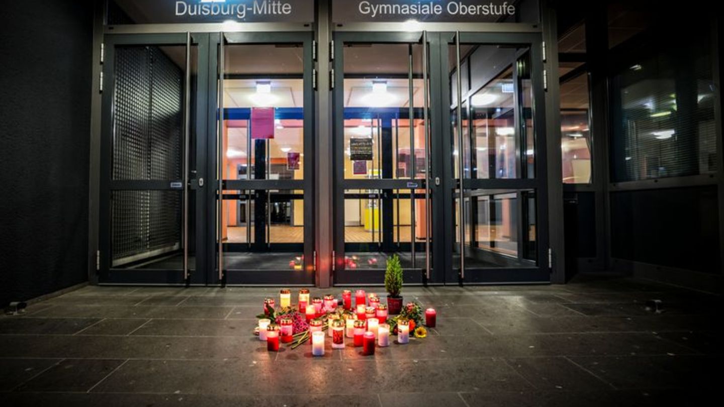 Schülerinnen gestorben: Trauerfeier in Duisburg nach Tod von zwei Schülerinnen