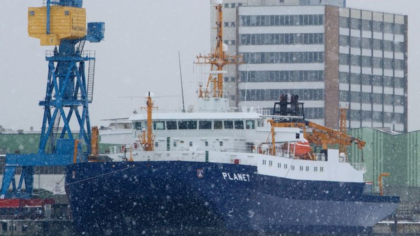 Einsatz in der Ägäis: Ziviles Forschungsschiff "Planet" auf Nato-Mission