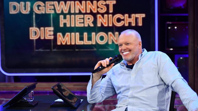 "DGHNDM": Kamera bei Dreharbeiten gestohlen: Stefan Raab will Dieb "den Arsch aufreißen"