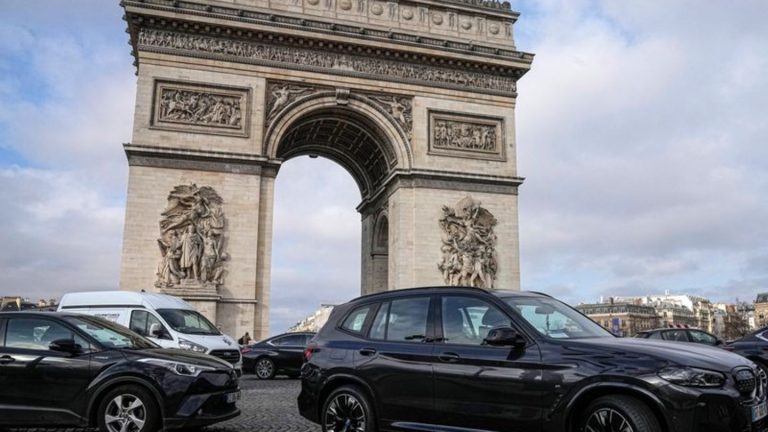 Verkehrswende: Paris macht das Parken für schwere Autos drastisch teurer