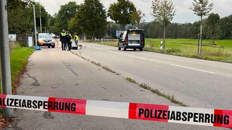 Messerattacke: Fußgänger angefahren und mit Messer attackiert - Festnahme