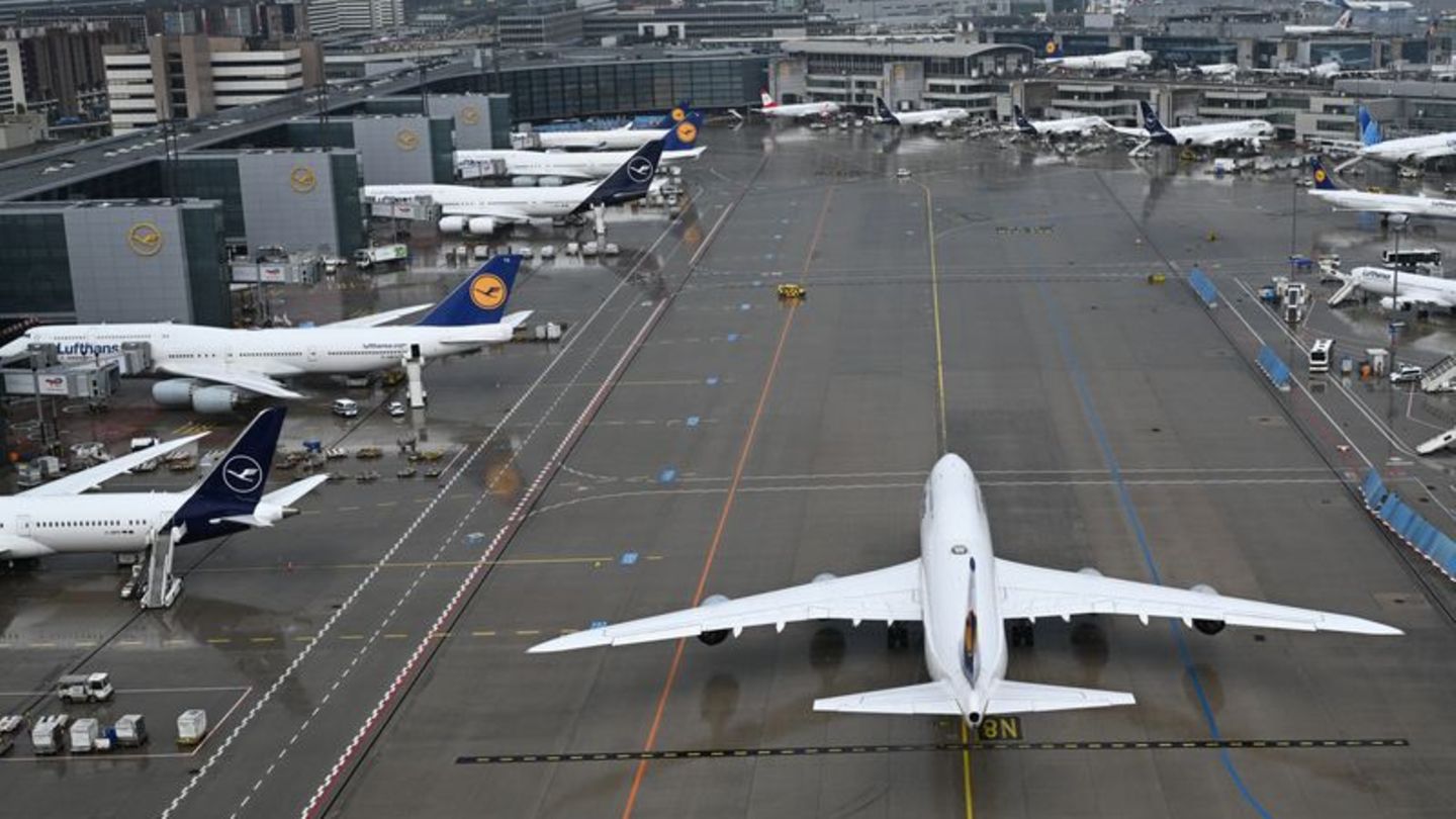 Luftverkehr: Bislang nur ein Flug nach Leipzig von Störung betroffen