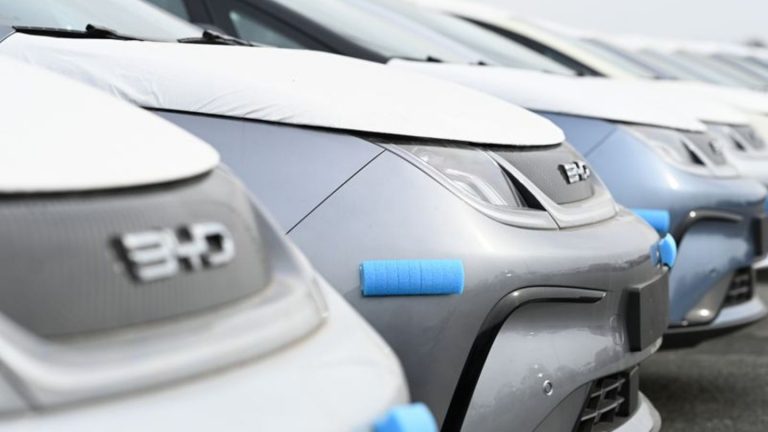 Elektromobilität: Kfz-Gewerbe erwartet mit Zöllen steigende Preise für E-Autos