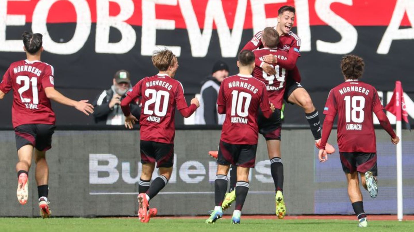 2. Fußball-Bundesliga: Klose gelingt mit Nürnberg wichtiger Comeback-Sieg