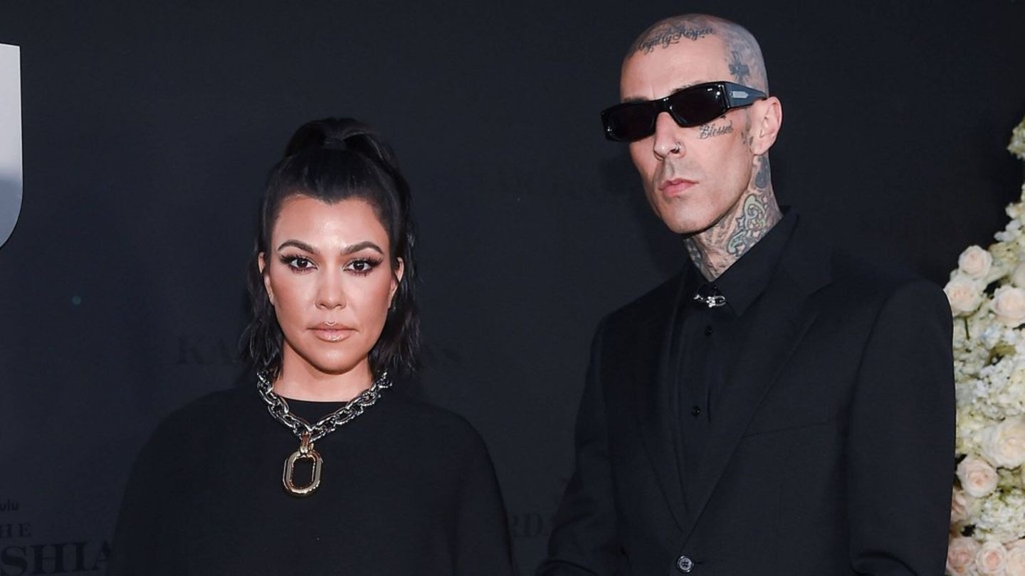 Kourtney Kardashian und Travis Barker: Sie bitten angeblich um Polizeipatrouillen