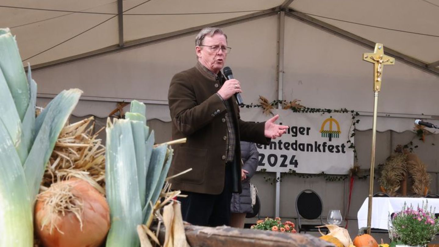 Landwirtschaft: Erntedankfest: Ramelow warnt vor Bodenspekulation