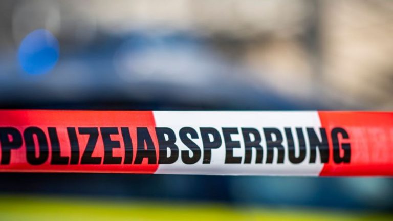 Landkreis Heilbronn: Rollerfahrer stirbt nach Frontalzusammenstoß mit Auto