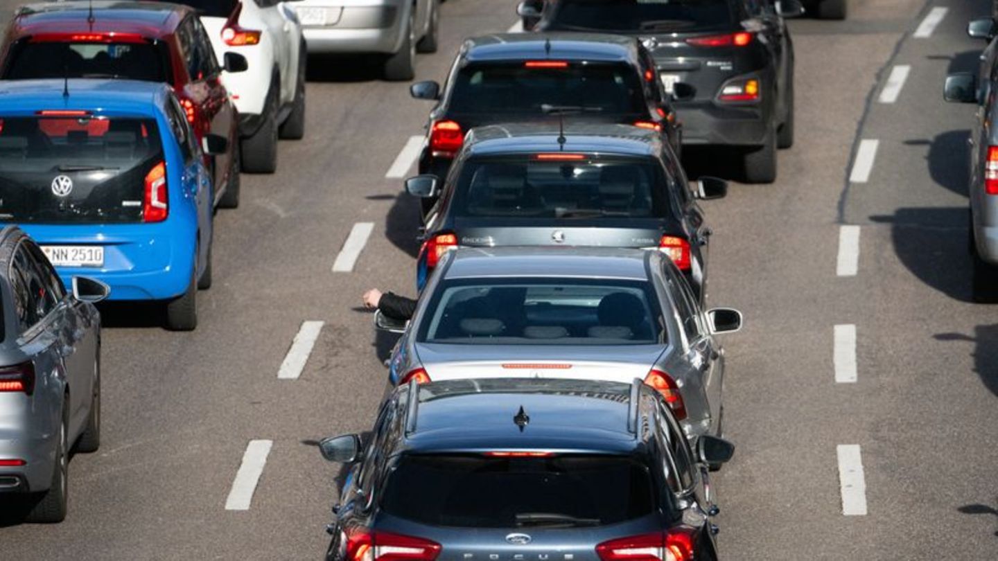 Flächenländer vorn: Noch mal mehr Autos auf deutschen Straßen