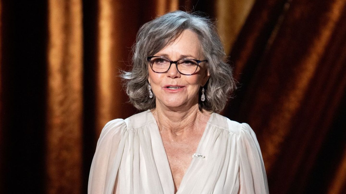 "Schäme mich noch immer": Sally Field spricht über Abtreibung in Mexiko