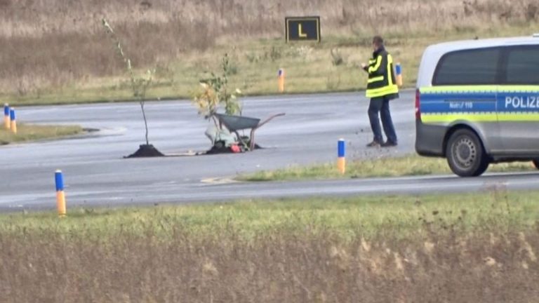 Klimaprotest: Klimaprotest gegen Flughafen Kassel-Calden