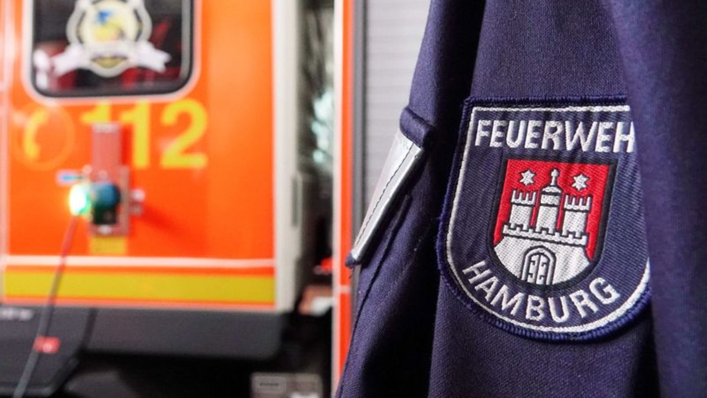 Brand in Tiefgarage: E-Auto brennt in Tiefgarage in Hamburg – keine Verletzten