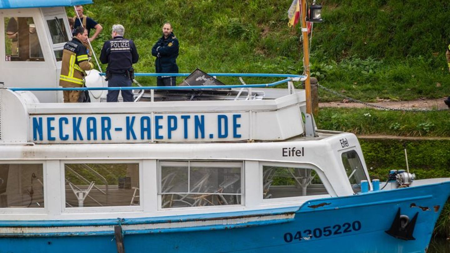 Kleinbrand: Feuerwehr löscht Brand auf Schiff in Stuttgart