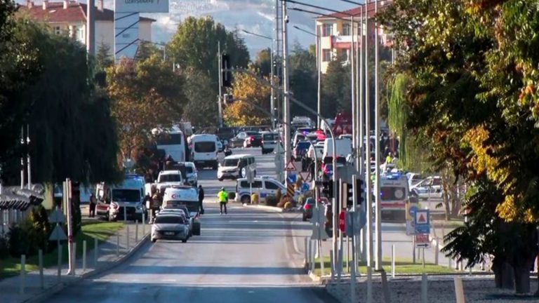 Terroranschlag in Ankara: Fünf Tote bei Anschlag auf Rüstungsfirma in der Türkei