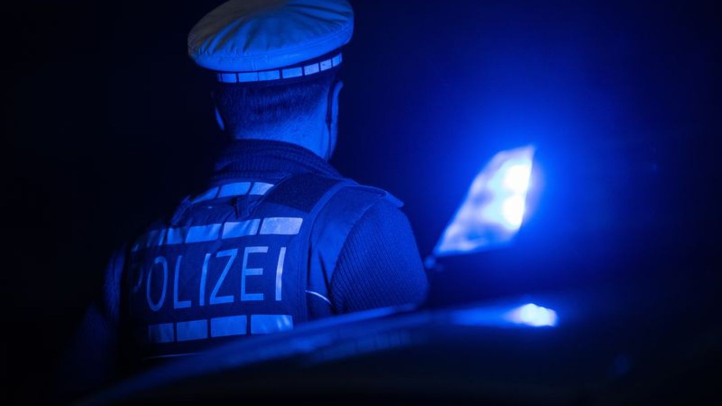 Rastatt: In Omas Auto: 15-Jähriger flieht vor Polizei und baut Unfall