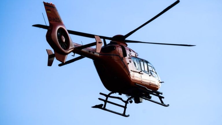 Schwerverletzte: Rettungshubschrauber fliegt wegen Unfällen am Wochenende