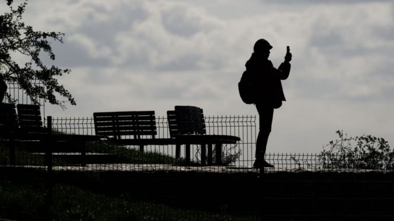 Wetter: Wolken und vereinzelt Regen in Sachsen