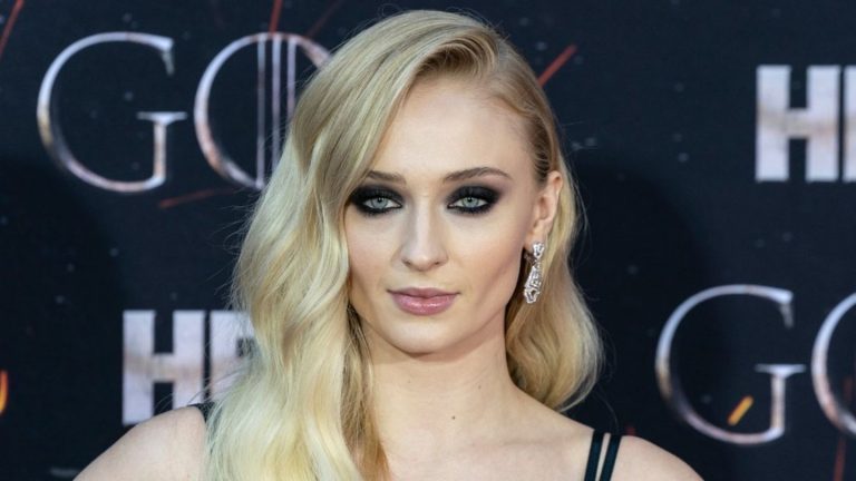 Sophie Turner: Scheidung von Joe Jonas war "hart"