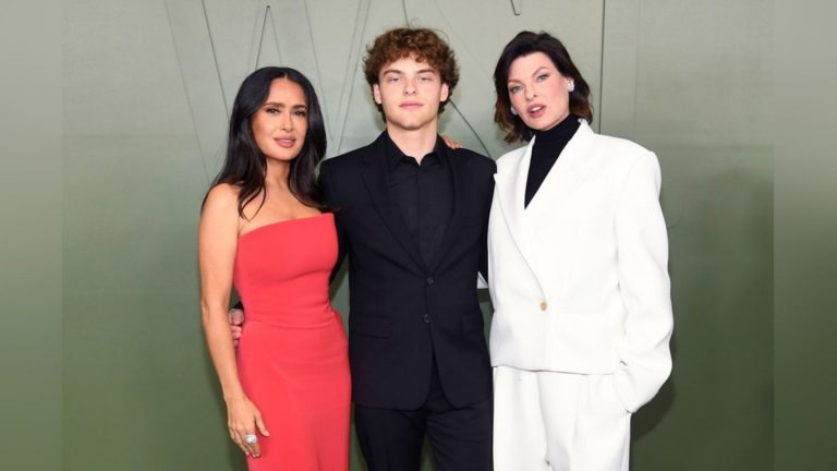 Linda Evangelista: Sie posiert mit Salma Hayek und Sohn Augustin