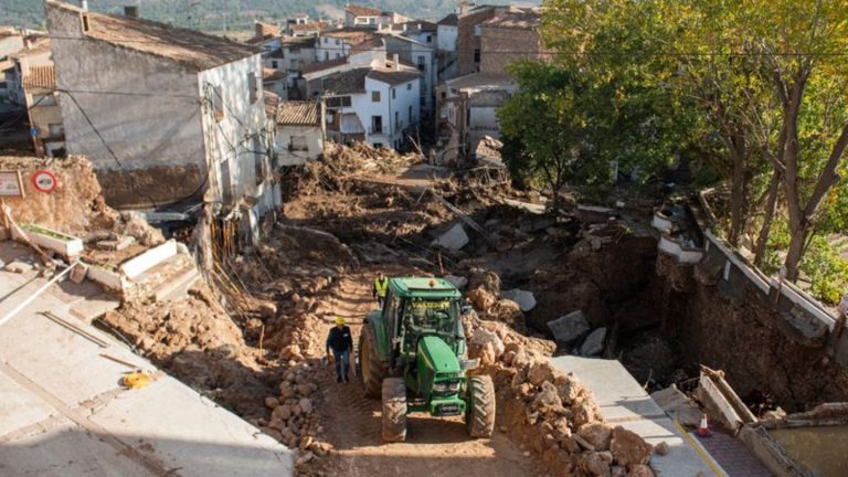 Immer noch Dutzende Vermisste: "Niemand kommt" - Unmut in Spanien nach den Unwettern