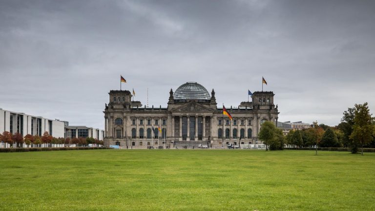 Fried - Blick aus Berlin: Die Leiden eines Kolumnisten: Wenn die Politik zu wenig bietet