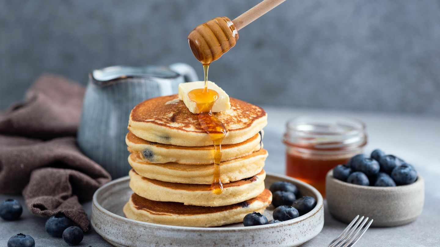 Amerikanisches Original: Wie Sie mit einem Pancake Maker kleine fluffige Pfannkuchen backen