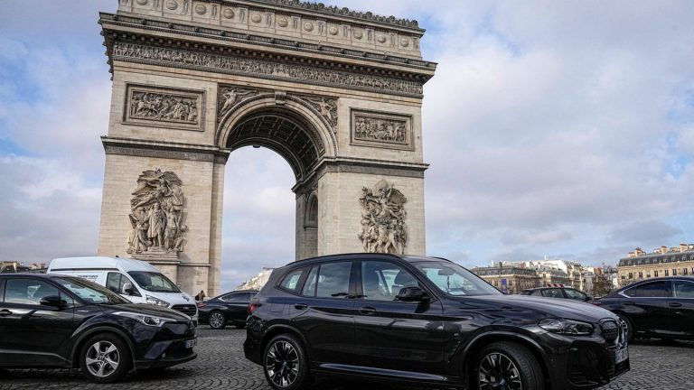 Verkehrswende: Paris verteuert Parken für schwere Autos