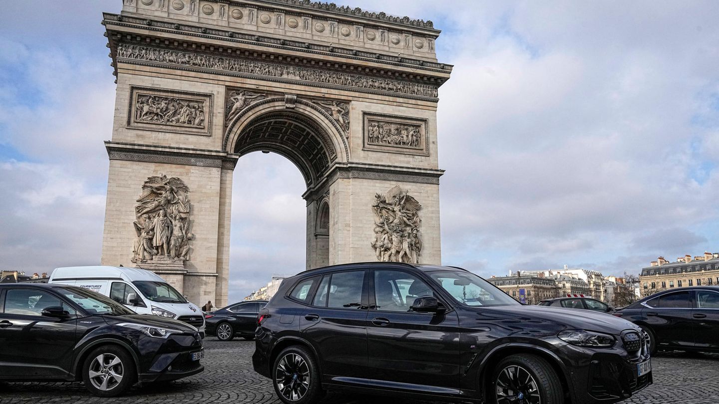 Verkehrswende: Paris verteuert Parken für schwere Autos