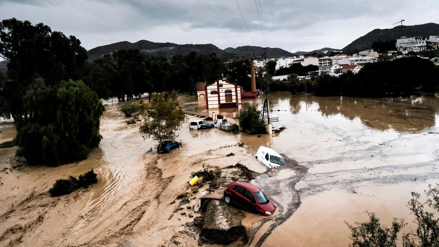 Unwetter: "Ganz Spanien weint": Mehr als 60 Tote bei heftigen Überschwemmungen