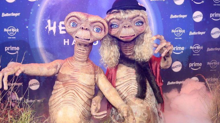 Heidi Klums Halloween-Kostüm: Model kam als Außerirdischer E.T.