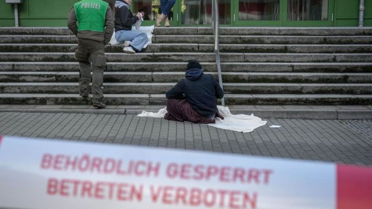 Katastrophenschutz: Katastrophenschutzübung in Berlin abgebrochen