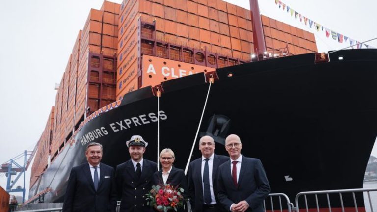 Containerschifffahrt: Hapag-Lloyd tauft Megafrachter "Hamburg Express"