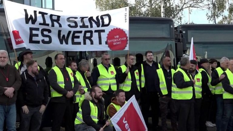 Tarifrunde: Warnstreik bei Regiobus - Busse in Region Hannover betroffen