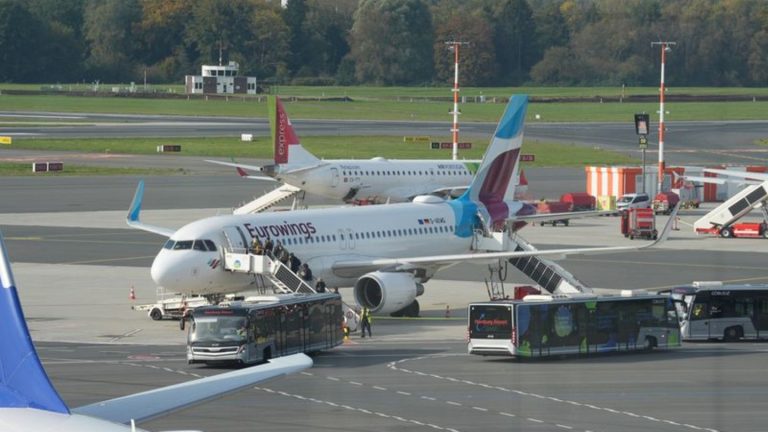 Luftverkehr: Hamburger Flughafen zieht für Herbstferien positive Bilanz