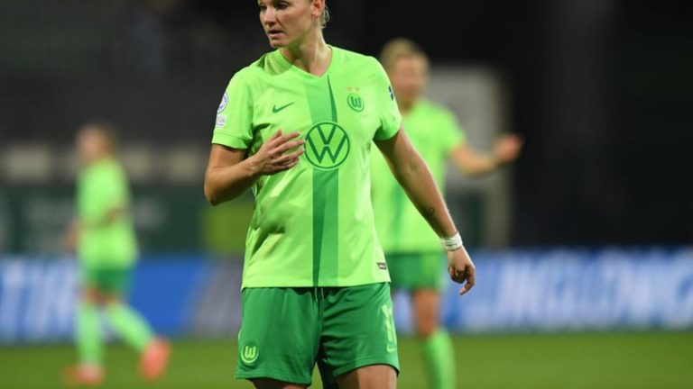 Fußball-Bundesliga der Frauen: Alexandra Popp verlängert beim VfL Wolfsburg