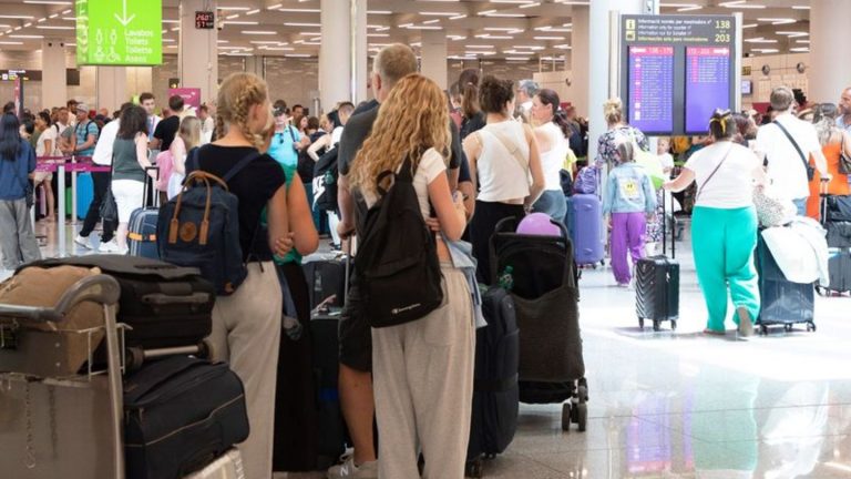 Urlaubsinsel: Flughafen Mallorca: Laptops dürfen im Handgepäck bleiben