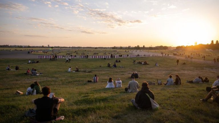 Stadtentwicklung: Bauen oder nicht? - Ideenwettbewerb zum Tempelhofer Feld