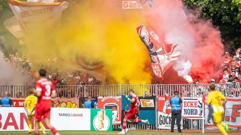 Fußball-Bundesliga: Wegen Pyro: Union Berlin muss 45.000 Euro zahlen