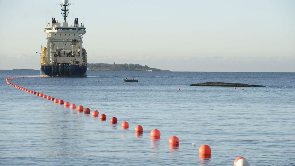 Sabotage-Ermittlungen: China: Keine Kenntnis von Kabel-Schaden in Ostsee