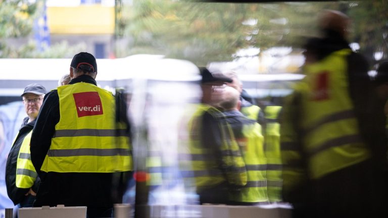 Tarifverhandlungen: Erneut Streiks bei privaten Busunternehmen