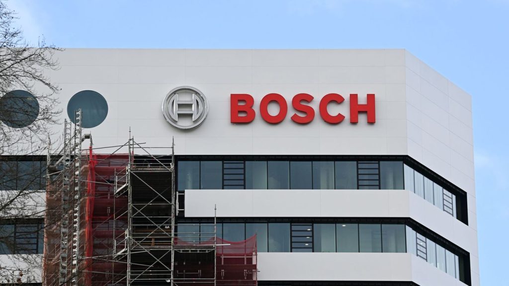 Krise in der Autoindustrie: Bosch setzt Rotstift an - 5550 Stellen sollen wegfallen