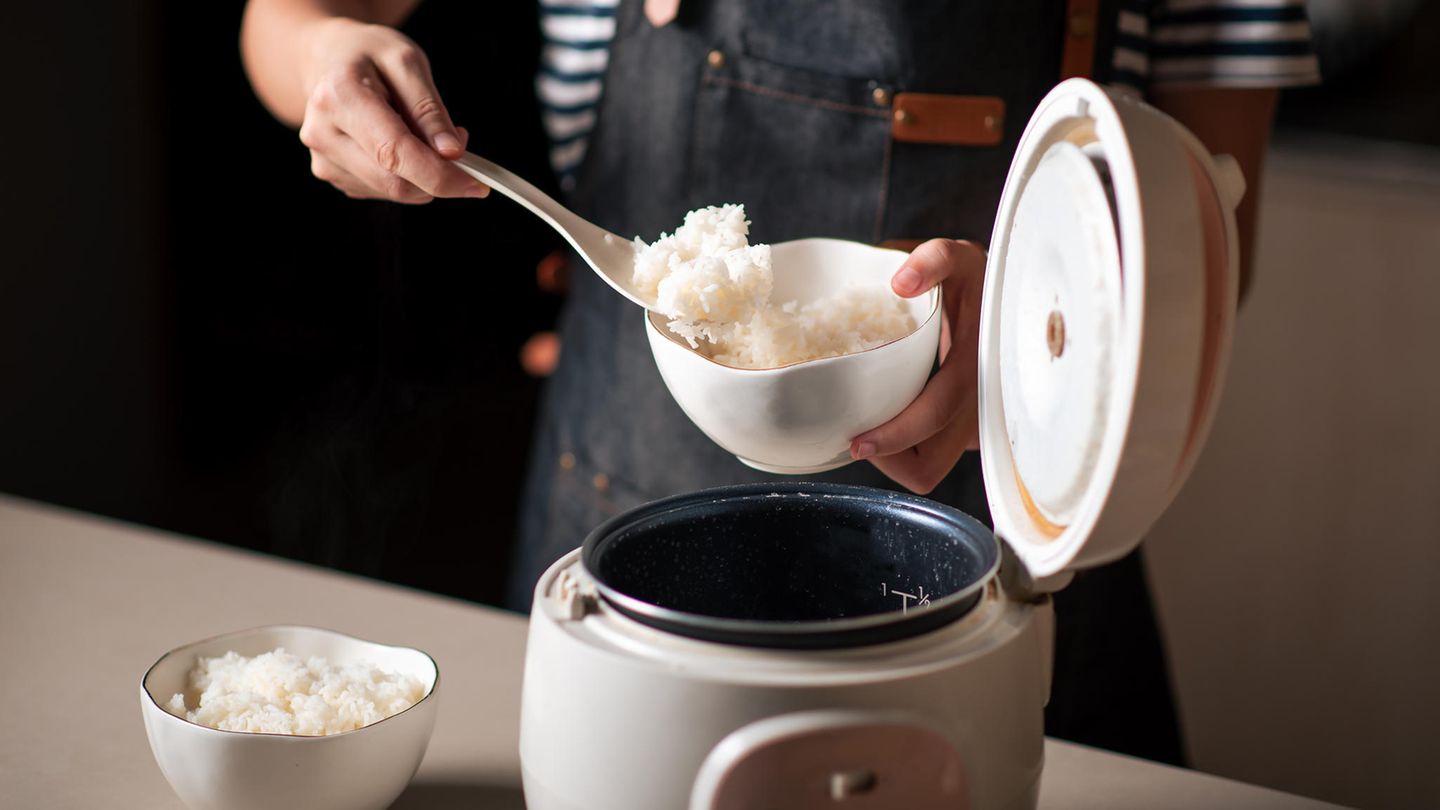 Antihaftbeschichtet: Reis kochen ohne Ankleben: Dieses Gerät ist heute um 46 % reduziert