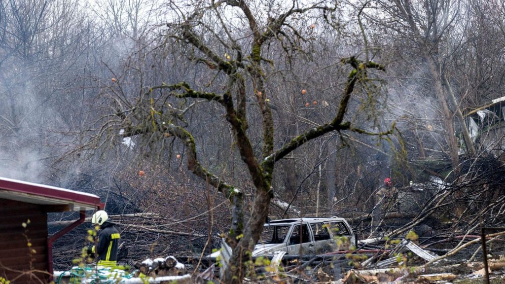 Nahe Vilnius: DHL-Frachtflugzeug aus Leipzig stürzt in Litauen ab