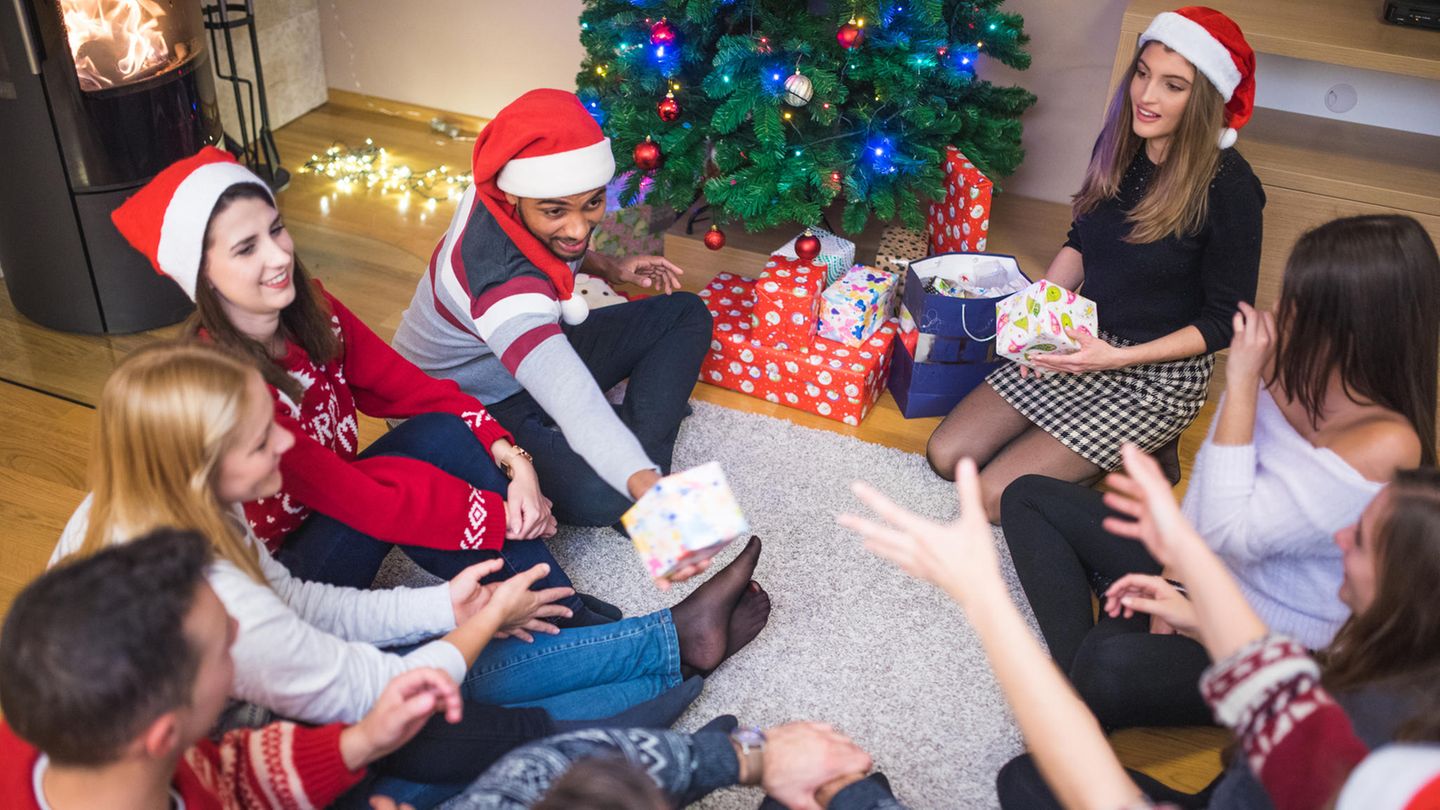 Unter 15 Euro: Was eignet sich als Wichtelgeschenk? Ideen für Freunde und Kollegen