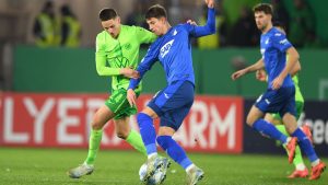 Patzer von Baumann: 3:0 gegen Hoffenheim: Wolfsburg erreicht Pokal-Viertelfinale