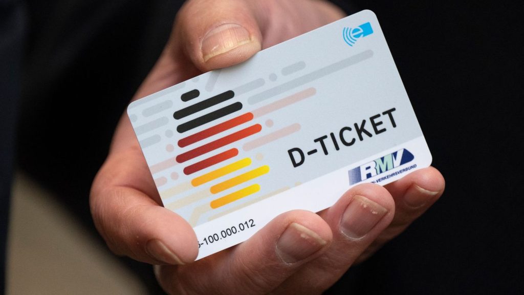 Finanzierung im ÖPNV: Kommunen sorgen sich weiter wegen Deutschlandticket