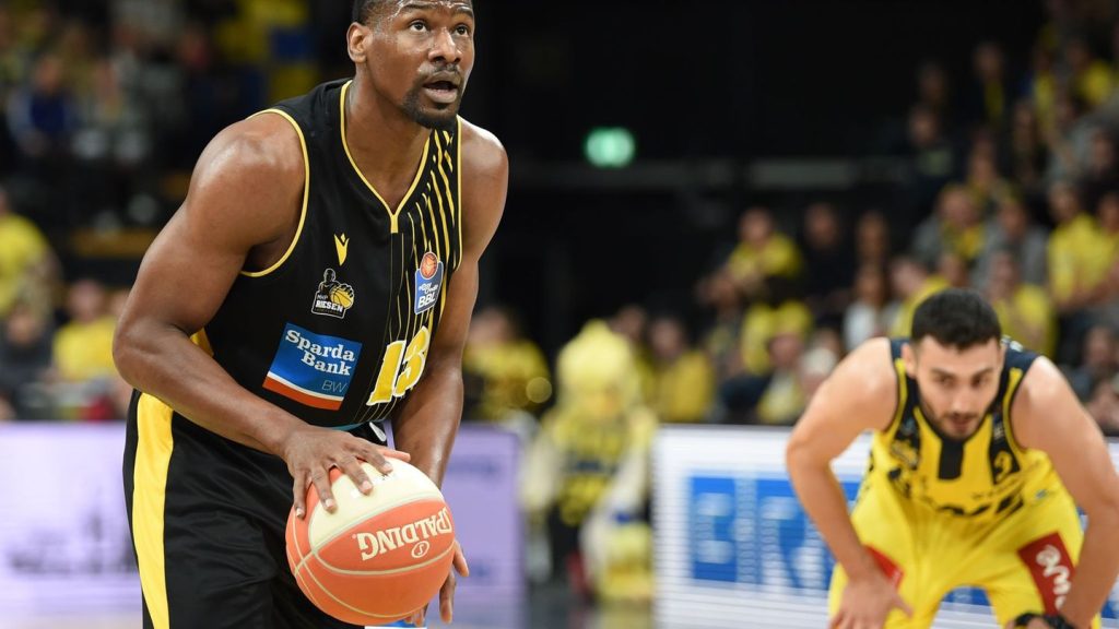 Basketball Champions League: Ludwigsburger Basketballer dominieren Fribourg