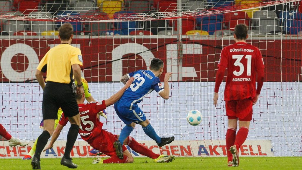 2. Fußball-Bundesliga: Fußball als Nebensache: Stiller Sieg für Magdeburg