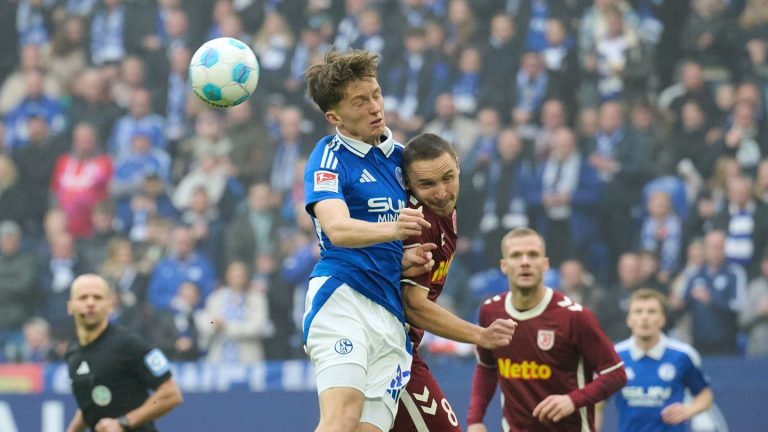 2. Fußball-Bundesliga: Schalke verlängert Vertrag mit Talent Grüger bis 2028