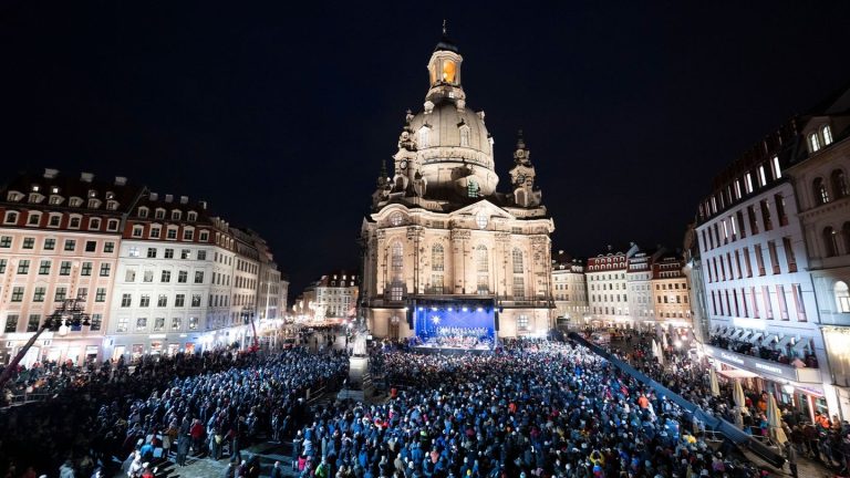 Weihnachten: Kretschmer fordert Konsequenzen aus Anschlag von Magdeburg